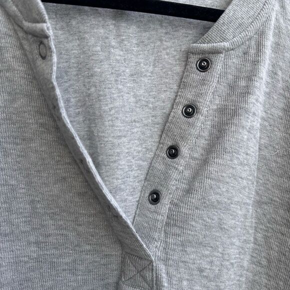 Maurice's sweatshirt gray pullover 1/4 snap Henley women's 1X NEW - Picture 4 of 6